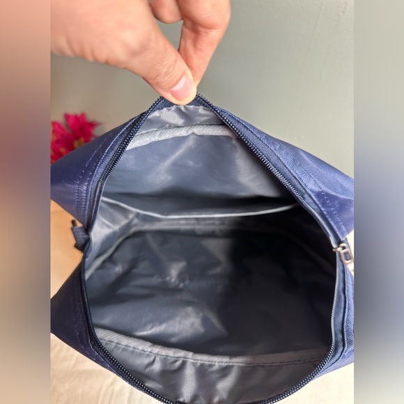 New Mickey Cartoon 3Way Multi-Functional Book Bag, Shoulder Bag & Hand Tote Bag - Picture 5 of 11